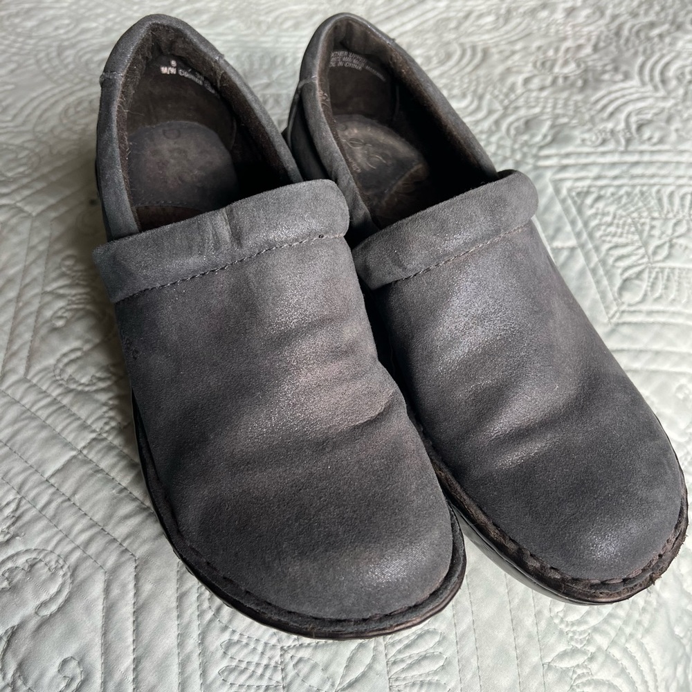 Boc size 6 blue suede slip on shoes.